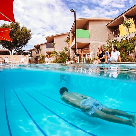 Onslow Beach Resort Ngoại thất bức ảnh