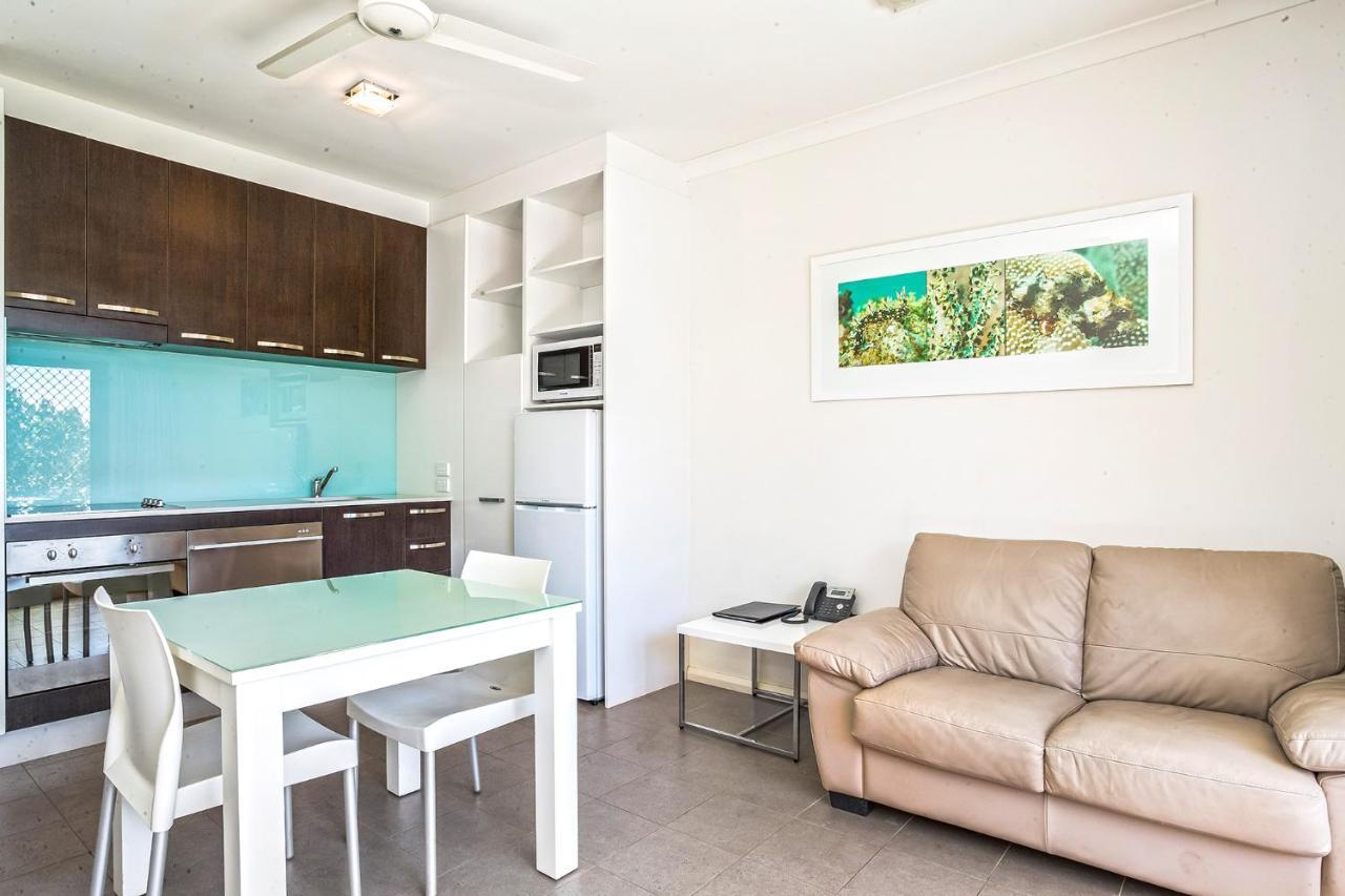 Onslow Beach Resort Ngoại thất bức ảnh