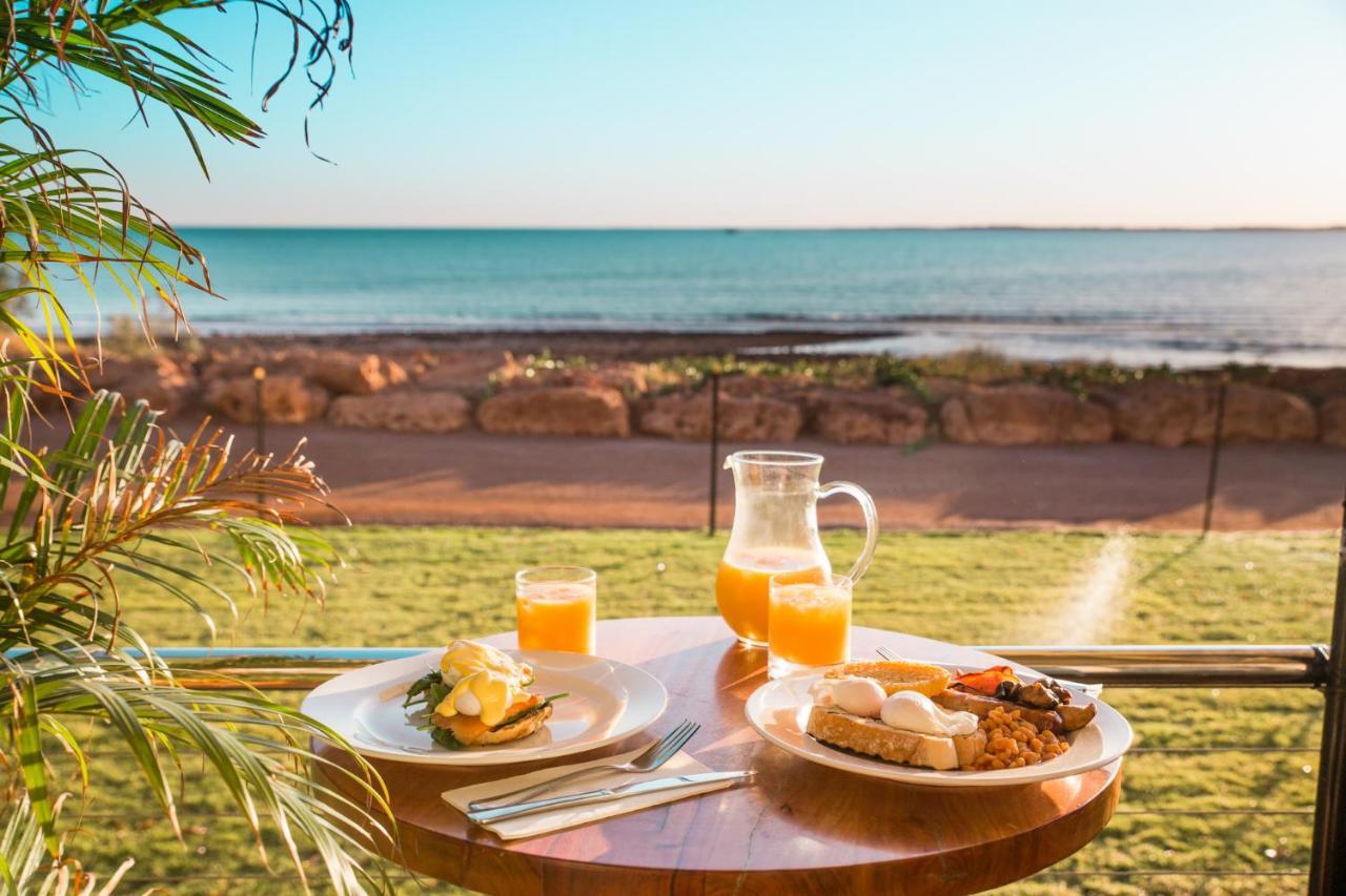 Onslow Beach Resort Ngoại thất bức ảnh