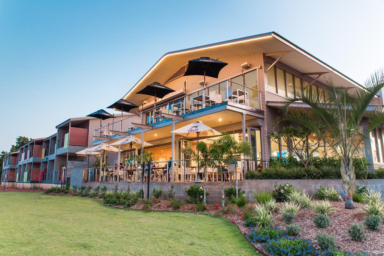 Onslow Beach Resort Ngoại thất bức ảnh