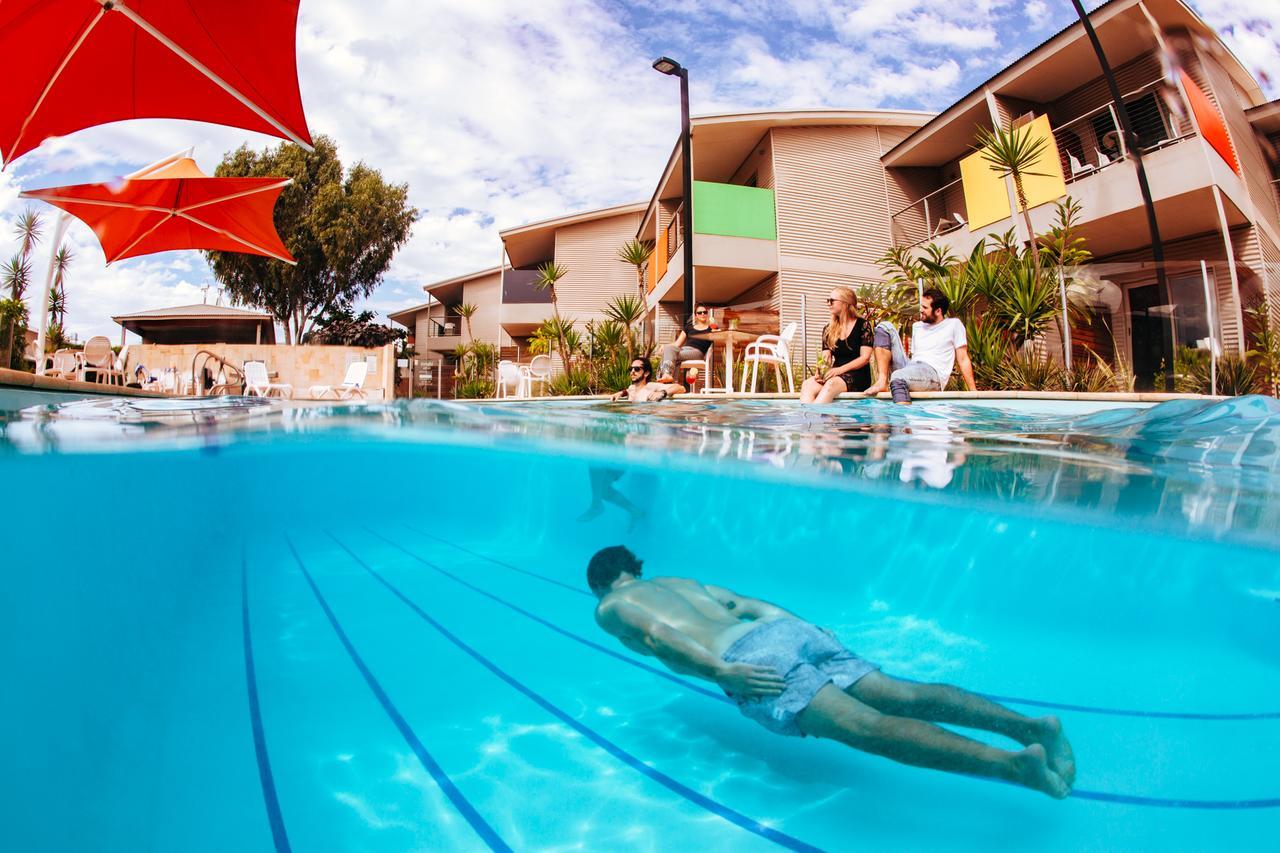 Onslow Beach Resort Ngoại thất bức ảnh